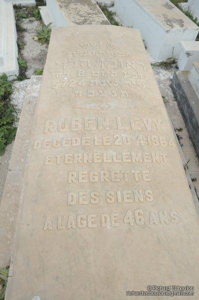 Pierre tombale